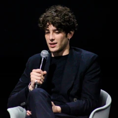 Nicolas Maupas