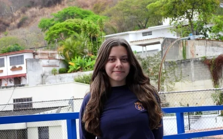 Studentessa Venezuelana Vinta il Premio Migliore Attrice al Festival Teatrale in Italia