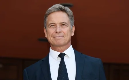 È morto il regista e scrittore Angelo Longoni: addio a una voce intensa del teatro e della televisione italiana