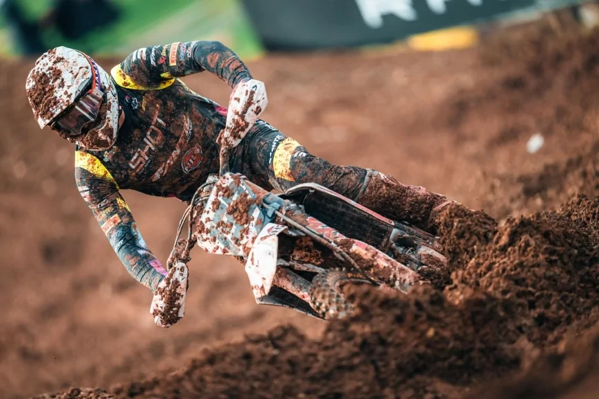 Bonacorsi: Avvio Positivo nel Mondiale MXGP - Giovane Promessa del Motocross