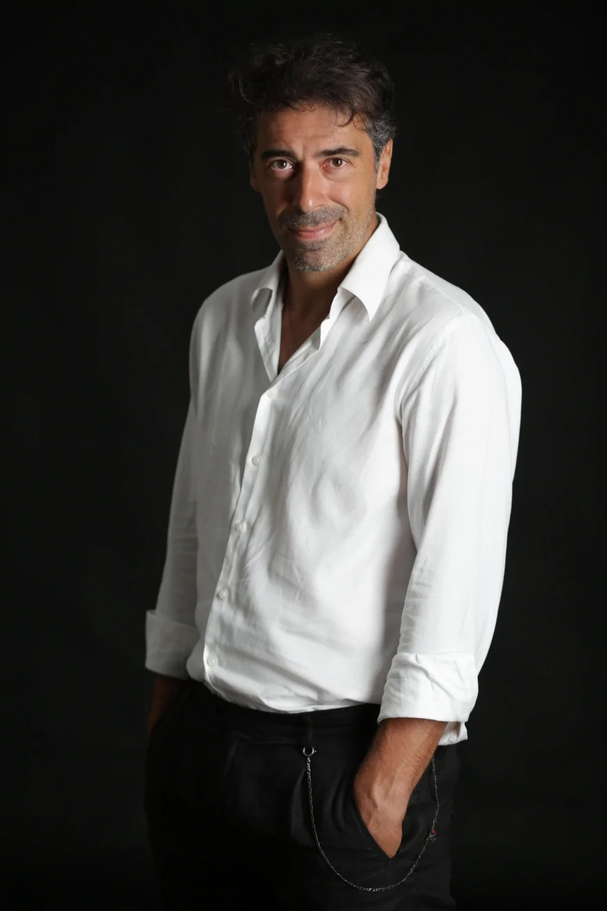 Sali o Scendo?" con Danilo De Santis al Teatro Golden | 8–18 Maggio 2025