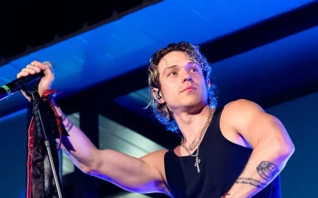 “Scrivimi”: Irama torna con una cassetta postale per i fan