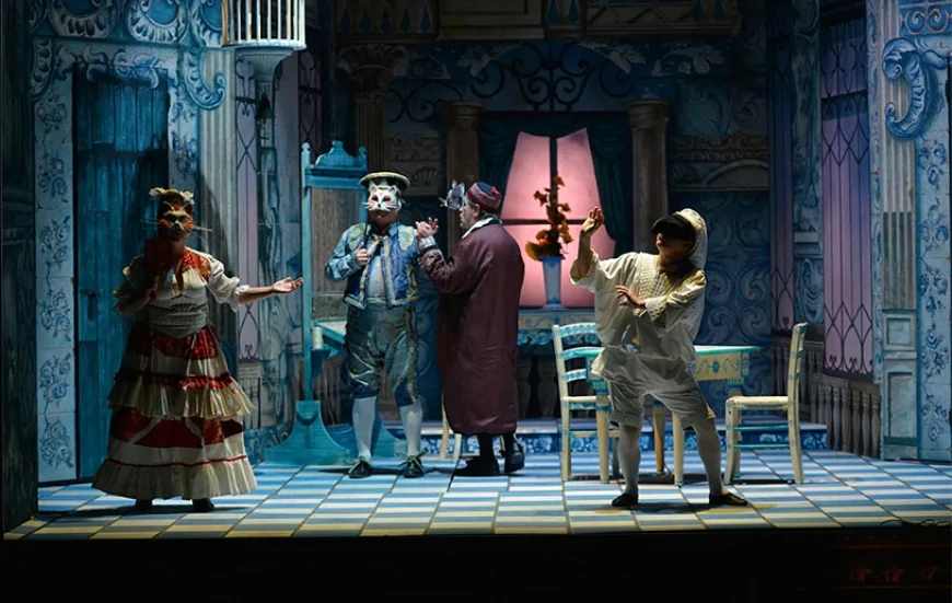 Teatro Trianon Viviani: Antonio Petito, Francesco De Carlo e Dacia Maraini