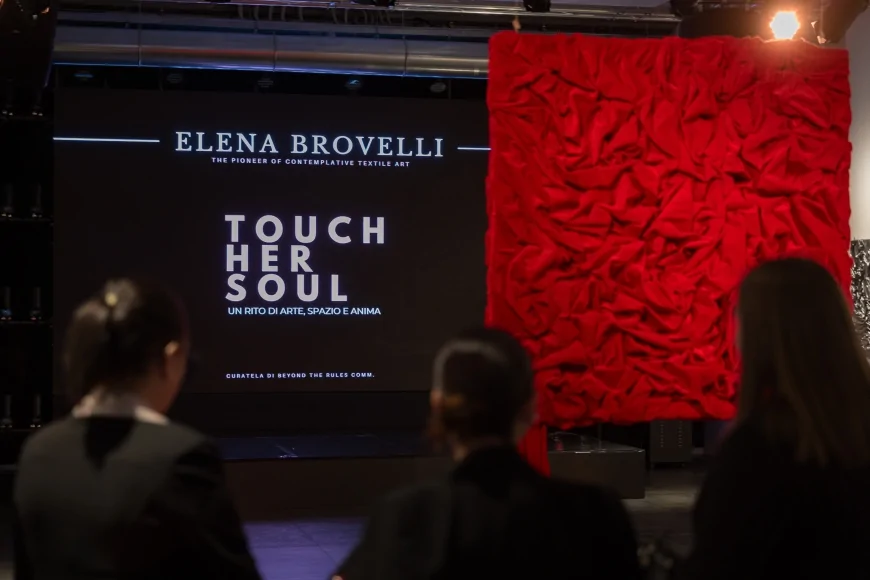 Elena Brovelli tra arte e cura: Milano accoglie la spiritualità visiva per la Fondazione FIRA