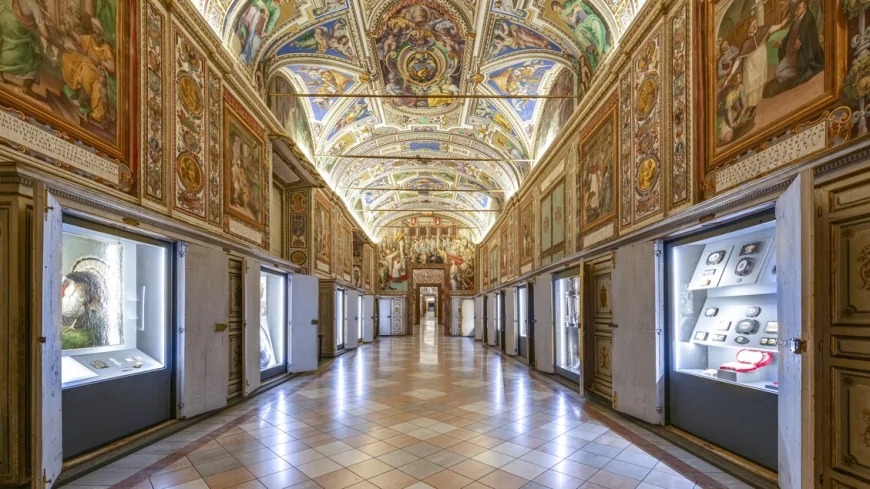 Piccole Tessere, Grande Storia – Micromosaici nella Sala Paolina II