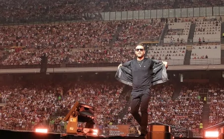 Cremonini incanta San Siro: 60.000 fan in delirio