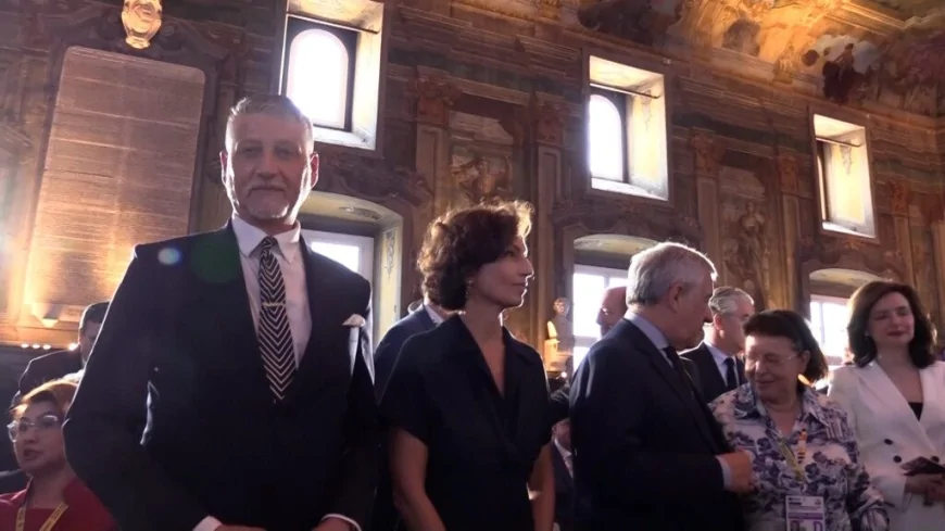 Napoli protagonista del confronto internazionale: l’evento UNESCO di Giuli unisce cultura e giovani