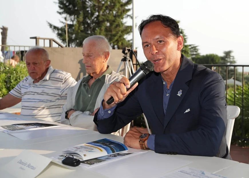 Triathlon Internazionale di Bardolino: 40ª Edizione sul Lago di Garda