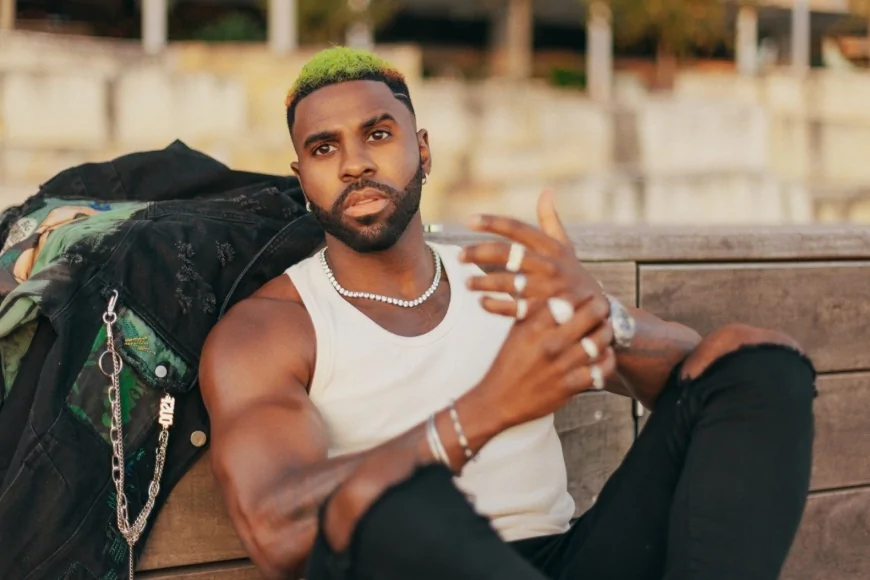 Jason Derulo in dj set al Pineta: notte da star