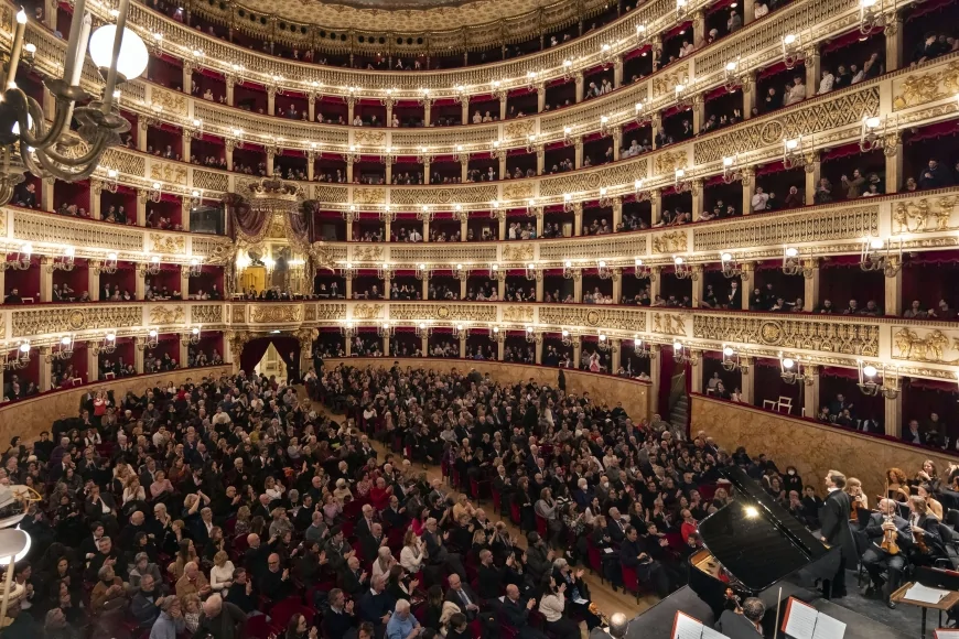 Teatro di San Carlo: primo in Italia per il servizio al pubblico – Italy’s Best Customer Service 2024-2025
