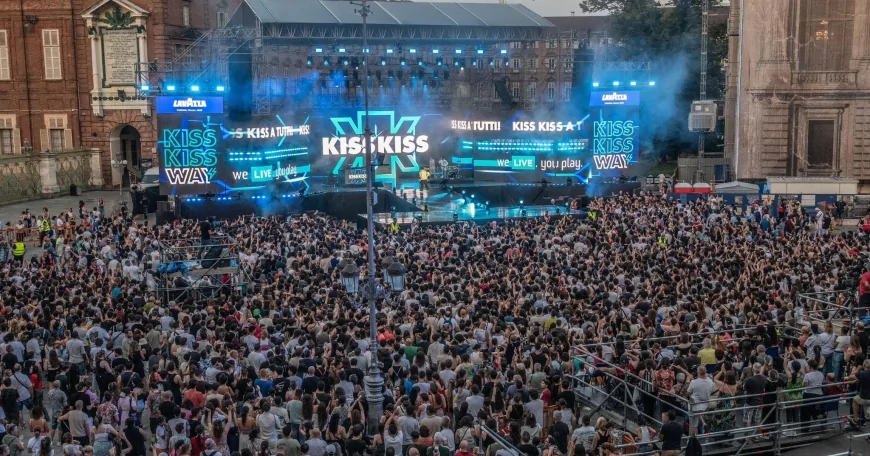 Kiss Kiss Way a Corigliano-Rossano: concerto gratuito con Aka 7Even, Carl Brave, Ermal Meta e altri – 28-29 giugno