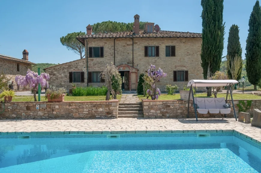 Case vacanza in Italia: inflazione, burocrazia e prenotazioni last minute tra i trend dell’estate 2025