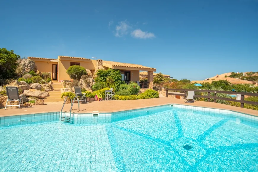 Case vacanza in Italia: inflazione, burocrazia e prenotazioni last minute tra i trend dell’estate 2025