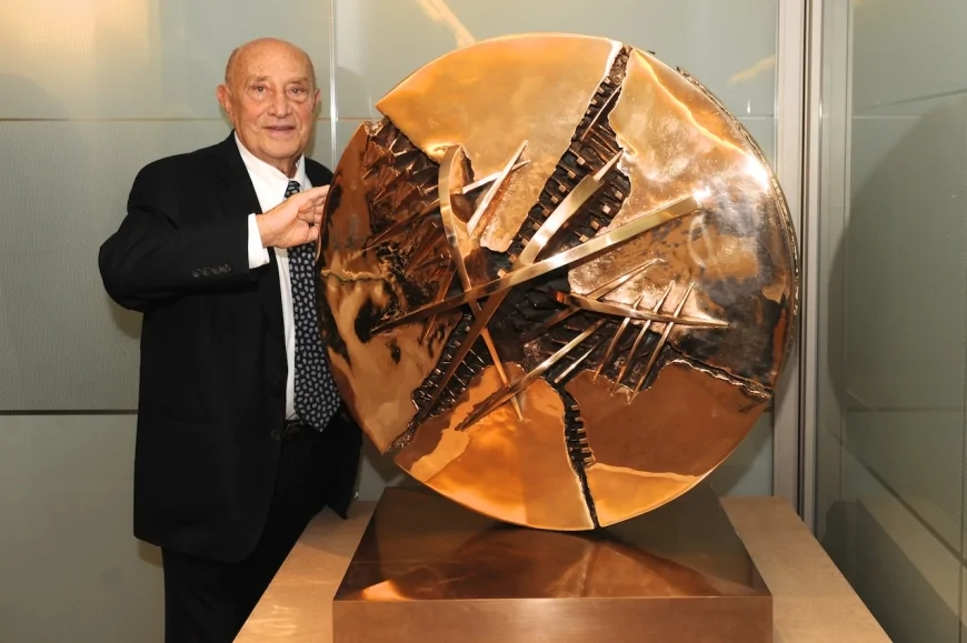È morto Arnaldo Pomodoro, maestro della scultura moderna – Aveva 99 anni