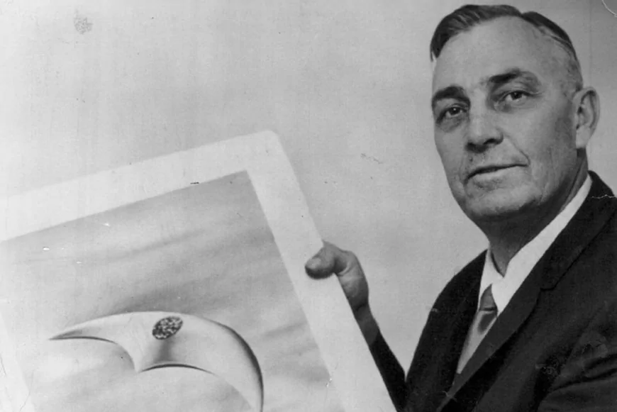 L'Avvistamento UFO di Kenneth Arnold | Origine dei Dischi Volanti