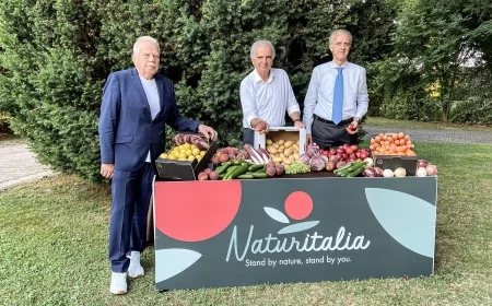 Naturitalia presenta la nuova identity: “Stand by Nature, Stand by You”