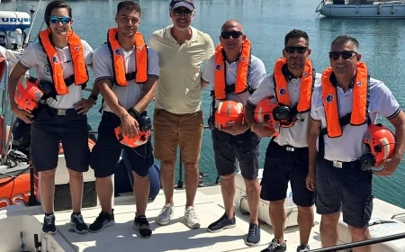 Azzurro – Storie di Mare su Rai 1: Beppe Convertini racconta la Calabria tra Isola di Capo Rizzuto e Le Castella