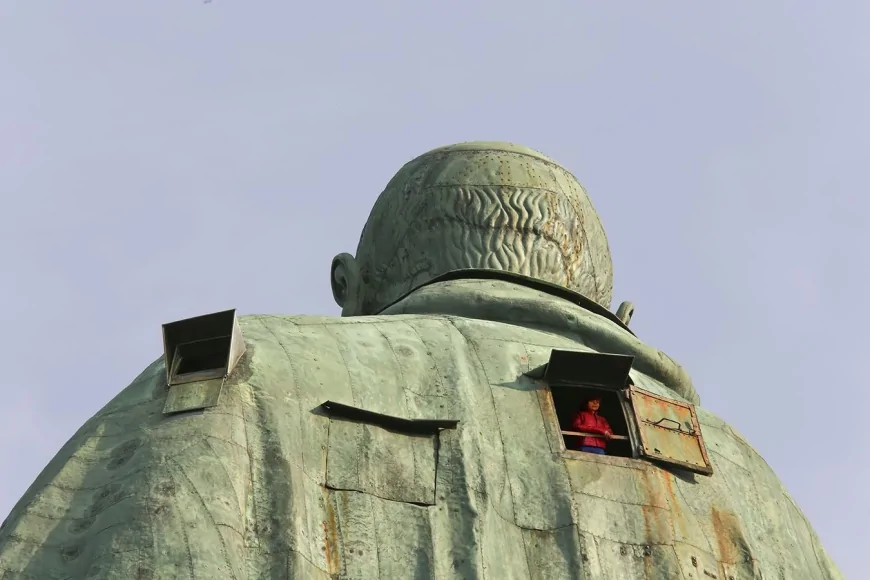 Statua di San Carlo Arona: nuovi orari estivi e aperture serali