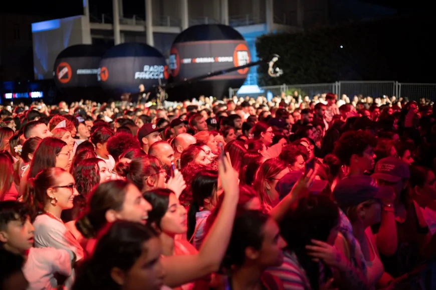 Coca-Cola Pizza Village 2025: 600.000 presenze e oltre 120 artisti sul palco a Napoli