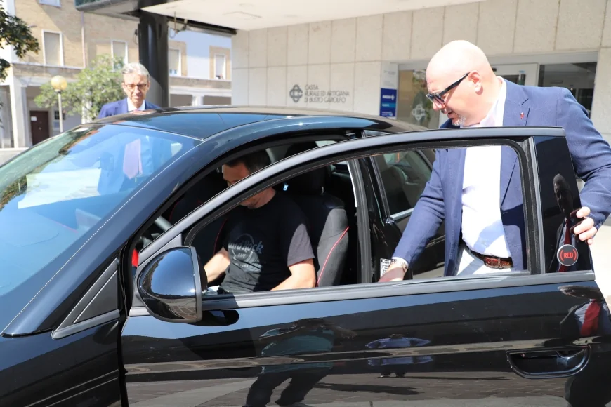 Canegrate: Cliente Bcc Vince Fiat 500e nel Concorso Premiati Revolution