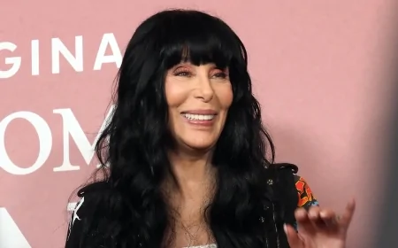 Cher rilancia “The Farewell Tour” in vinile e streaming