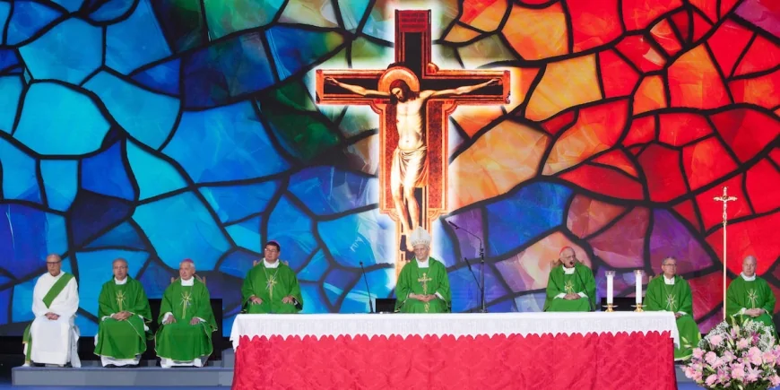Mic al Meeting di Rimini: in mostra la Pala dei Cinque Santi