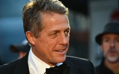 Hugh Grant a 65 anni: citazioni e battute indimenticabili dal cinema