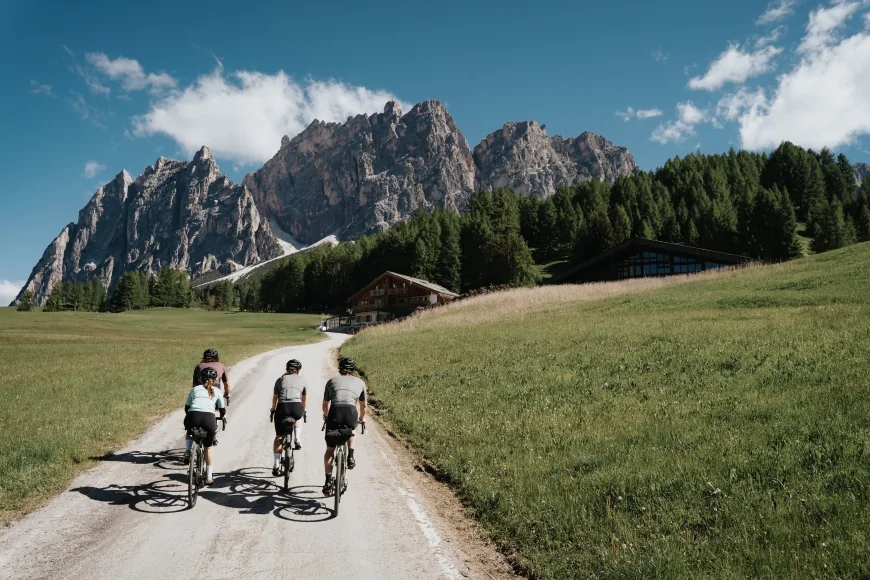 The Great Ride Milano-Cortina 2025: 500 km in bikepacking tra sport, cultura e gusto