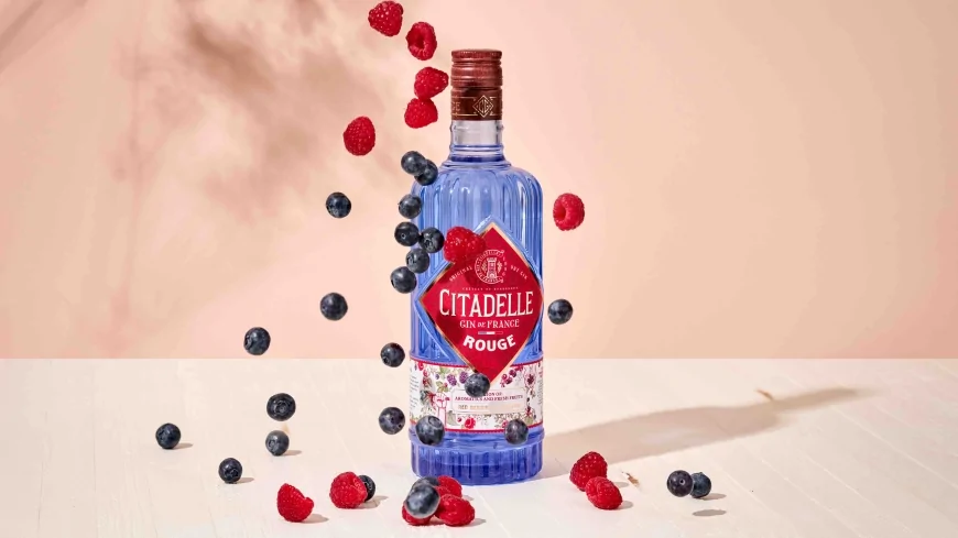 Citadelle Gin Rouge: l’eleganza dei frutti rossi per l’autunno 2025