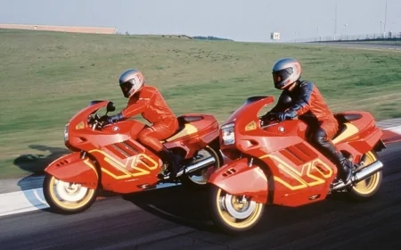 BMW K1: il flop che è diventato un’icona della moto futuristica