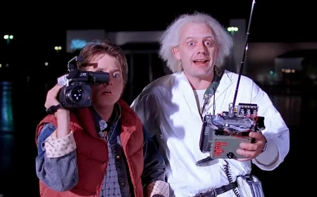 Ritorno al Futuro torna al cinema: 40 anni di un cult intramontabile