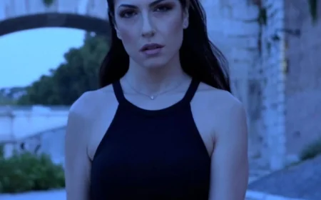 Veronica Surrentino presenta “Stanze Vuote”: il nuovo singolo in uscita il 24 ottobre 2025