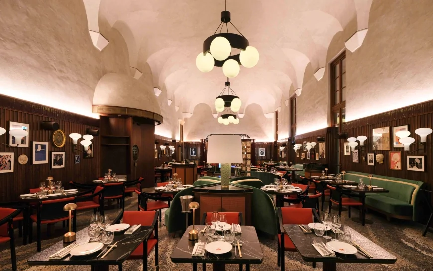 Beefbar Milano celebra la Milano Wine Week 2025 con Pio Cesare, J. Hofstätter e Tenuta Sette Ponti