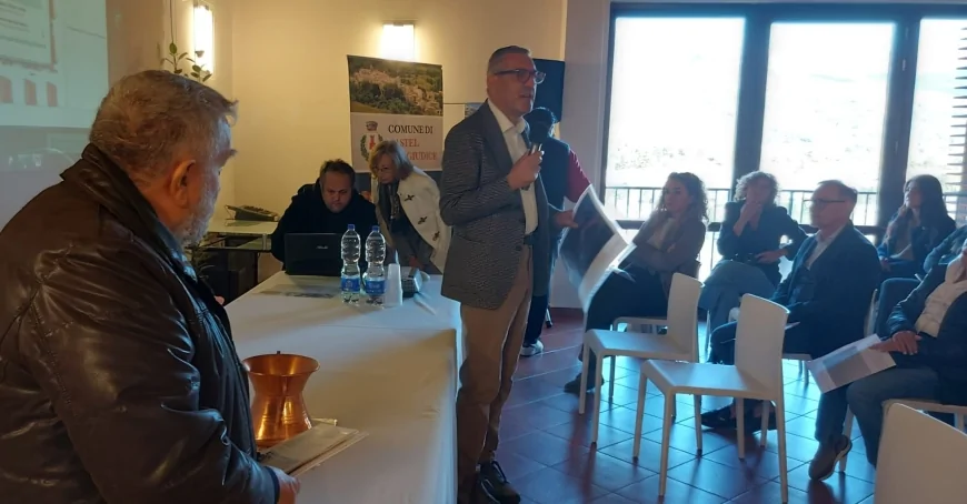 Premio Badolato di Calabria 2025 a Lino Gentile per la rinascita di Castel del Giudice