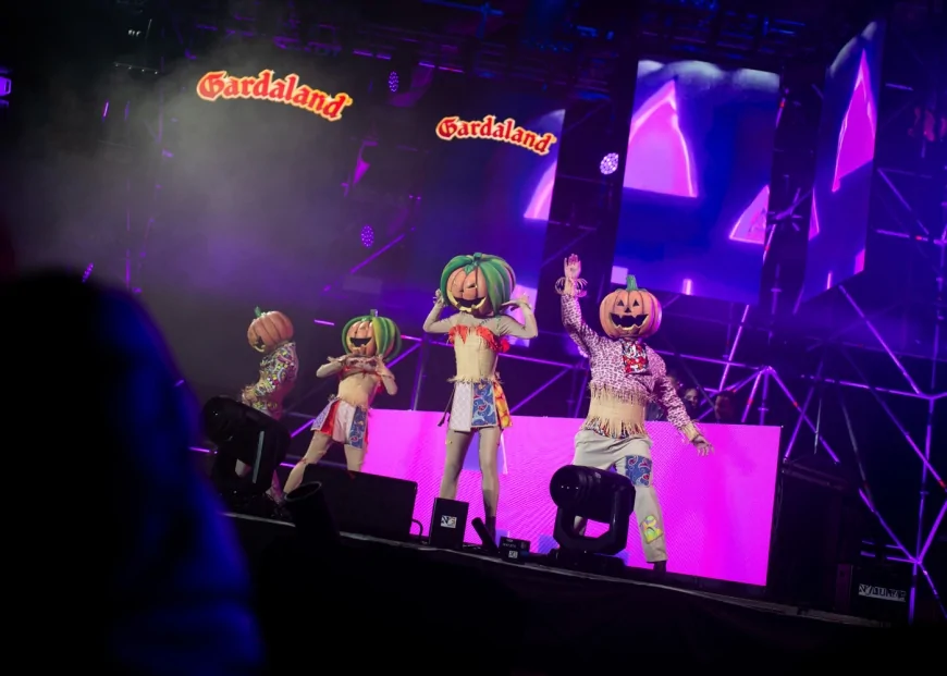 Gardaland Halloween Party 2025: musica da brivido con Eiffel 65, Noemi, Clara e Sal Da Vinci