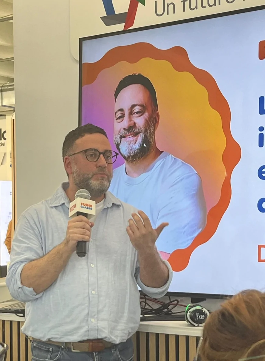 Le nuove forme di bullismo nell’era dell’AI: l’appello di Daniele Michienzi da Didacta