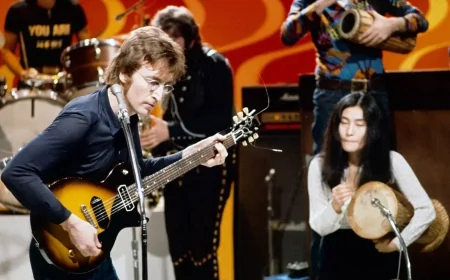 John Lennon e Yoko Ono: come nacque il “Bed-In for Peace” ispirato da una lettera di Peter Watkins
