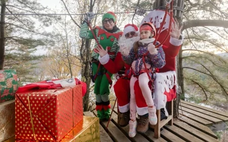 Mercatino di Natale 2025 all’Adventure Park Le Pigne di Ameno: Babbo Natale, elfi e magia nel bosco