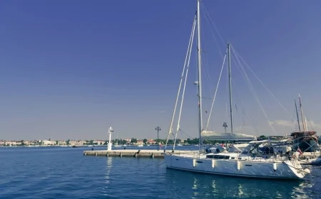 Navigare 2025: oltre 20mila visitatori al Salone Nautico di Napoli – yacht, gommoni e novità in mare a Mergellina