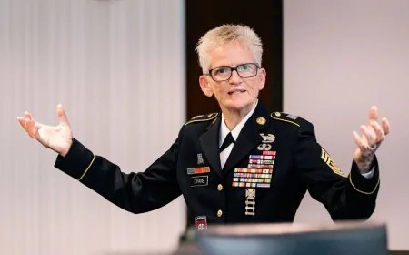 Gretchen Evans: la veterana che ha trasformato la perdita dell’udito in una corsa verso la rinascita