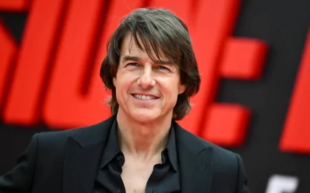 Tom Cruise commuove Hollywood con il discorso per l’Oscar onorario: “Il cinema è la mia identità”