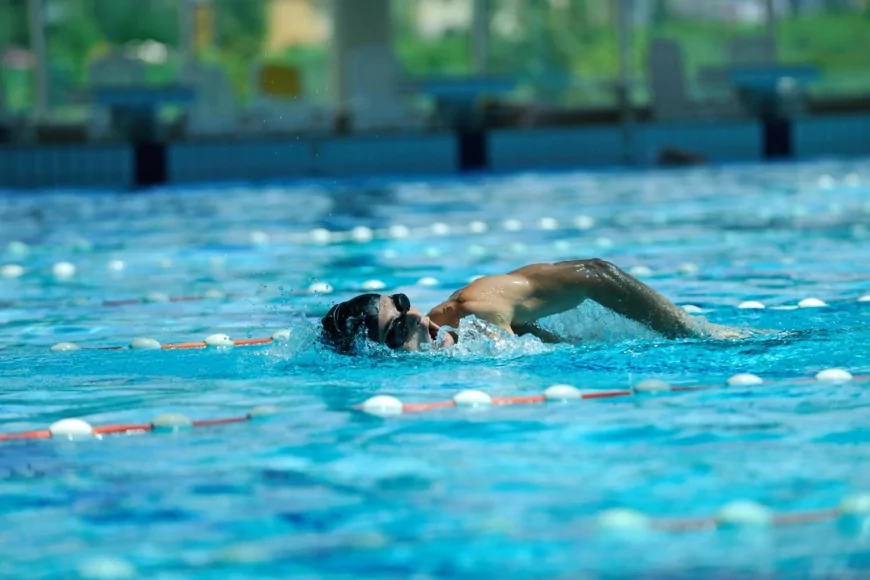 Chiusa la piscina olimpionica di Crotone: crisi nella gestione e allarme per lo sport cittadino