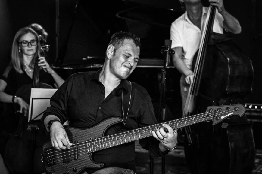 Marcello Sutera in tour teatrale con la sua orchestra: sette date a dicembre tra Milano, Mantova e la Romagna