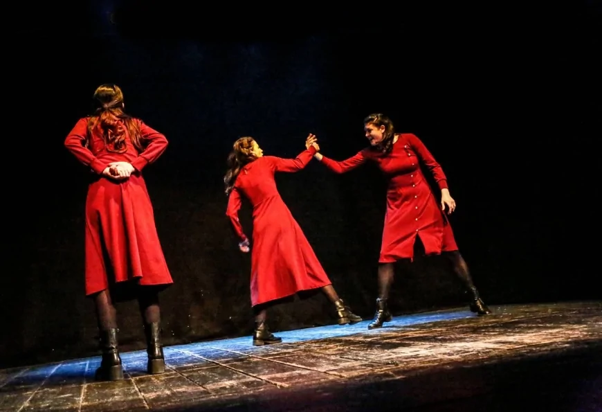 Marcianise: “TRE. Le Sorelle Prozorov” di Giovanni Meola al Consorzio Creativo | Rassegna teatrale NICE 26