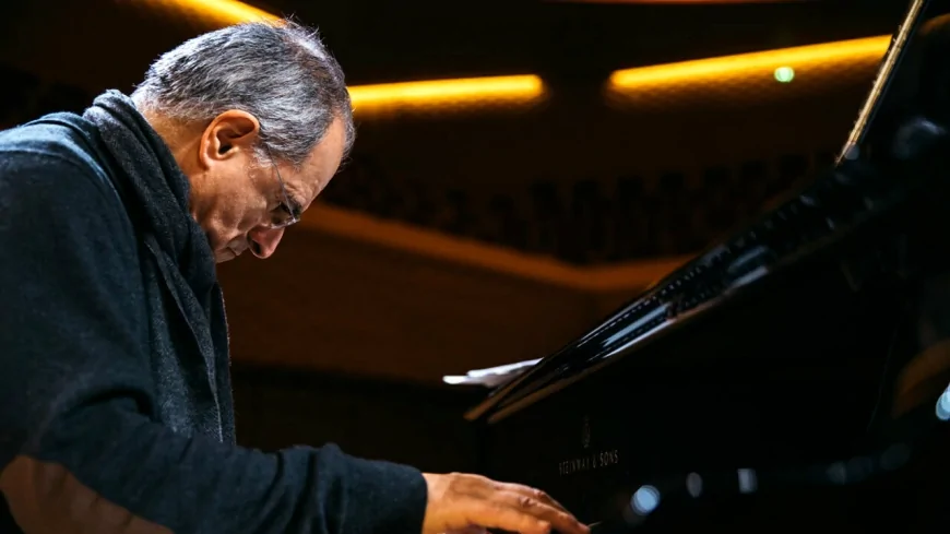 Enrico Pieranunzi in Piano Solo a Savigliano – Concerto 16 novembre 2025 a Palazzo Taffini