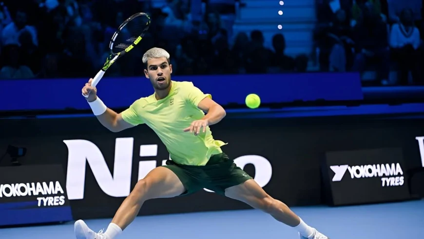 Alcaraz supera Auger-Aliassime: finale contro Sinner alle ATP Finals di Torino
