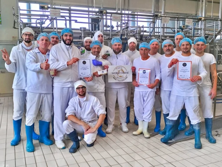 Caseificio Comellini premiato ai World Cheese Awards 2025: tre formaggi sul podio