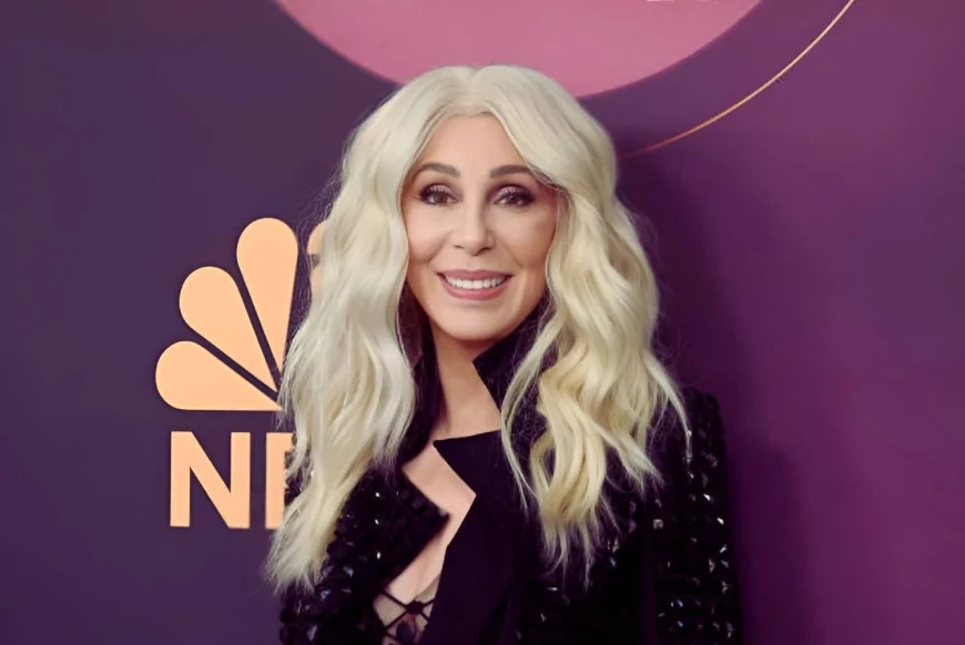 Cher pronta a raccontare la sua vita: in arrivo la maxi-serie Netflix da 13 milioni di sterline