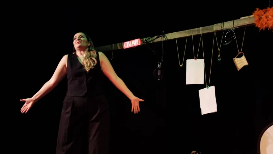 Da fuori tutto bene. Il can can del cancro: lo spettacolo di Giulia Vanni al Teatro a l’Avogaria