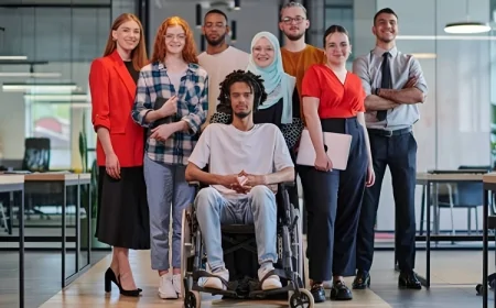 Poste Italiane celebra la Giornata Mondiale delle Persone con Disabilità con un annullo filatelico speciale a Torino